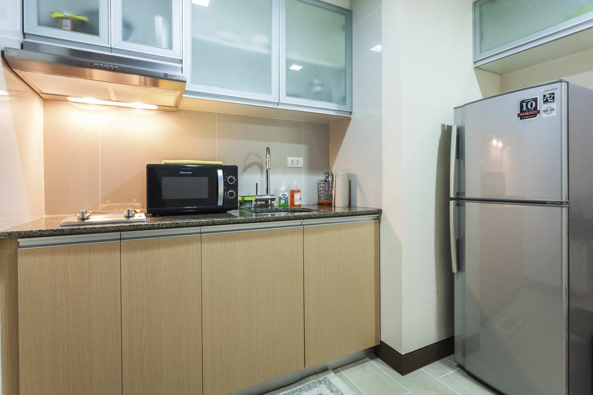 Csuites At Two Central Residences マカティ エクステリア 写真
